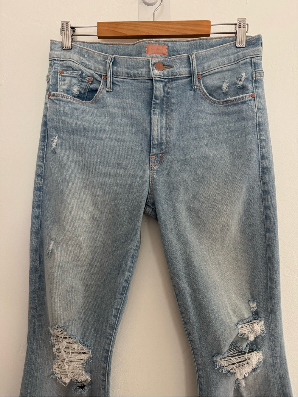 Mother The Weekender Flare Jean Free Hugs Distressed Light Wash Denim - Picture 5 of 15